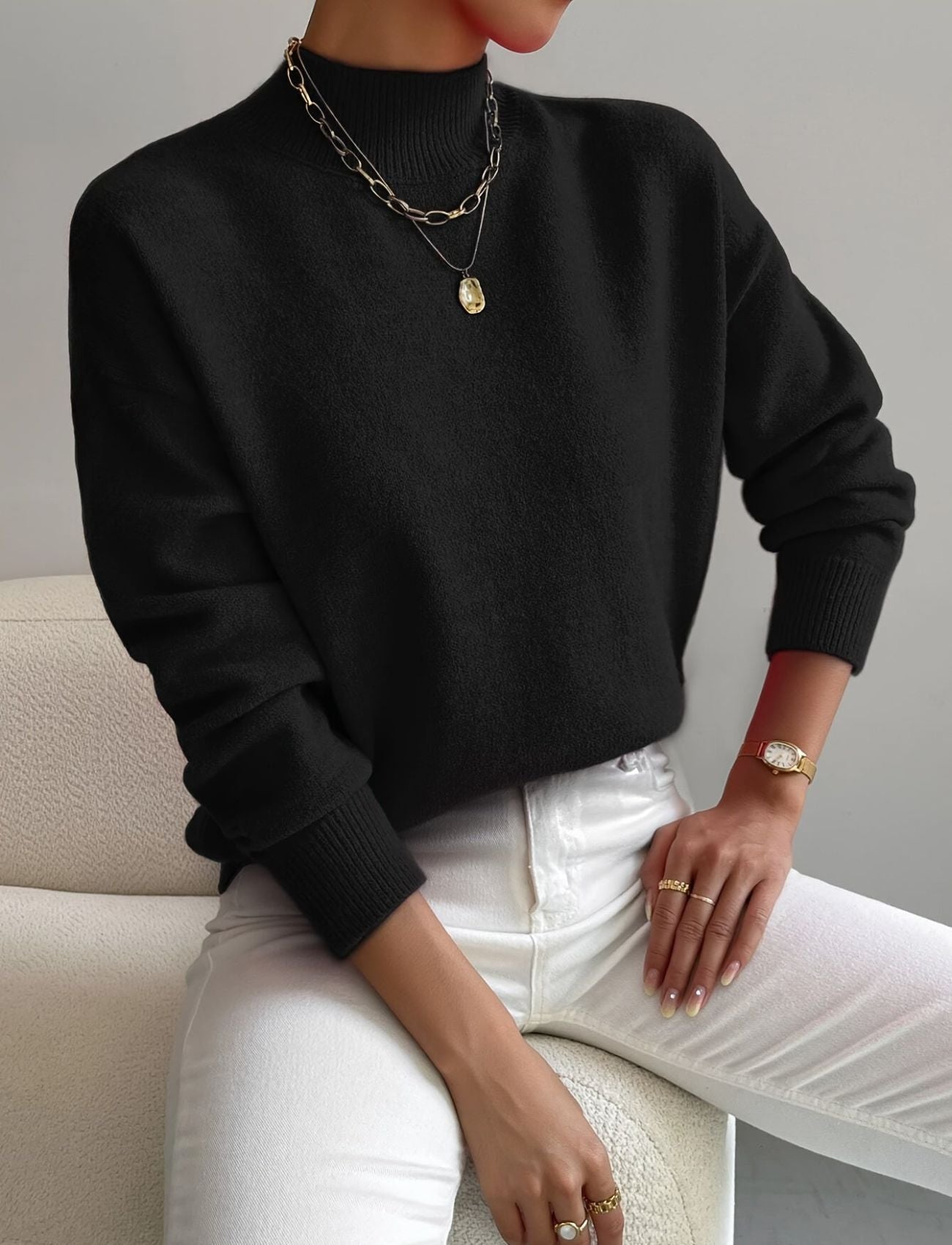 Clara - Chic high-neck knit