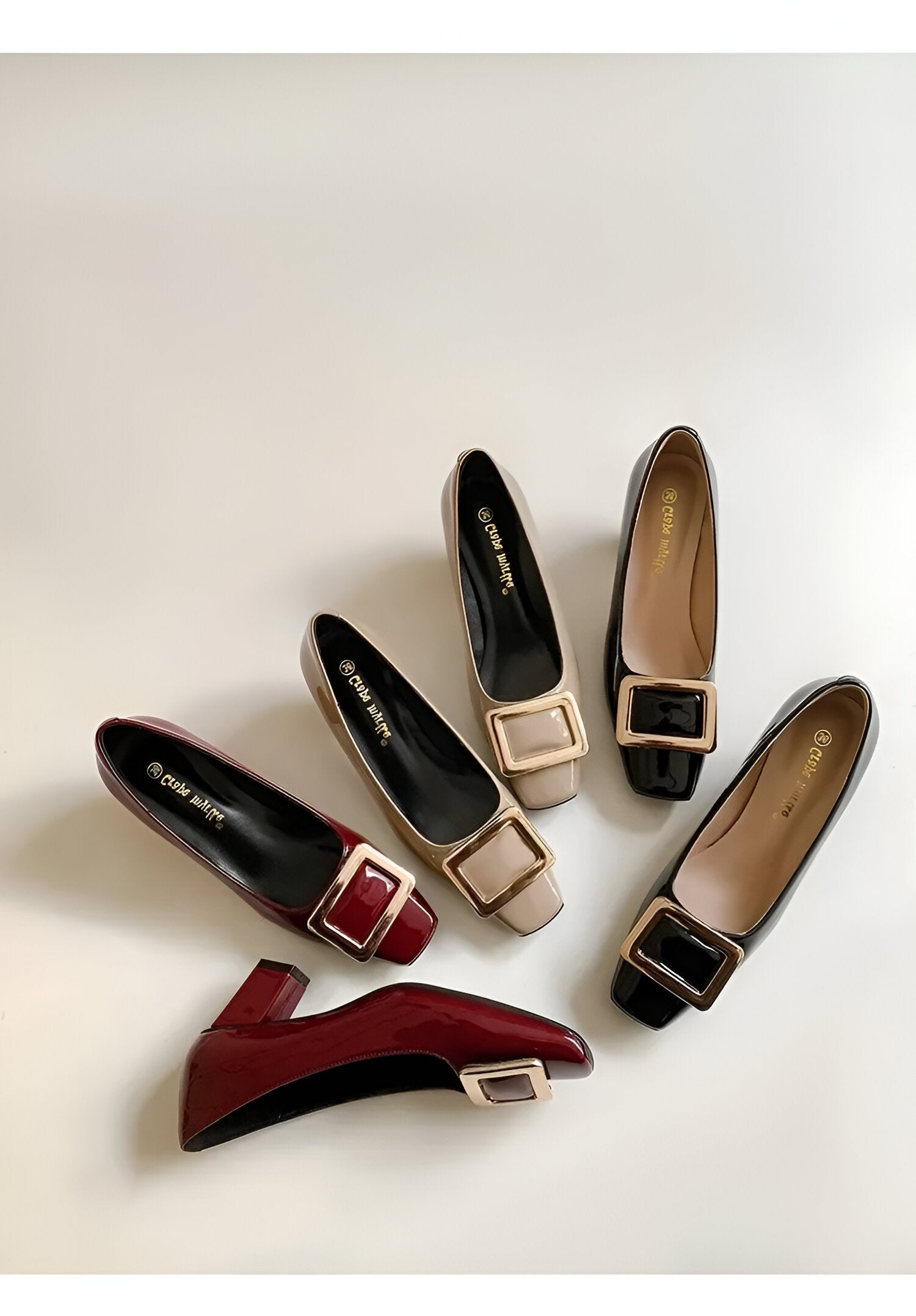 Capucine – Metallic Pumps