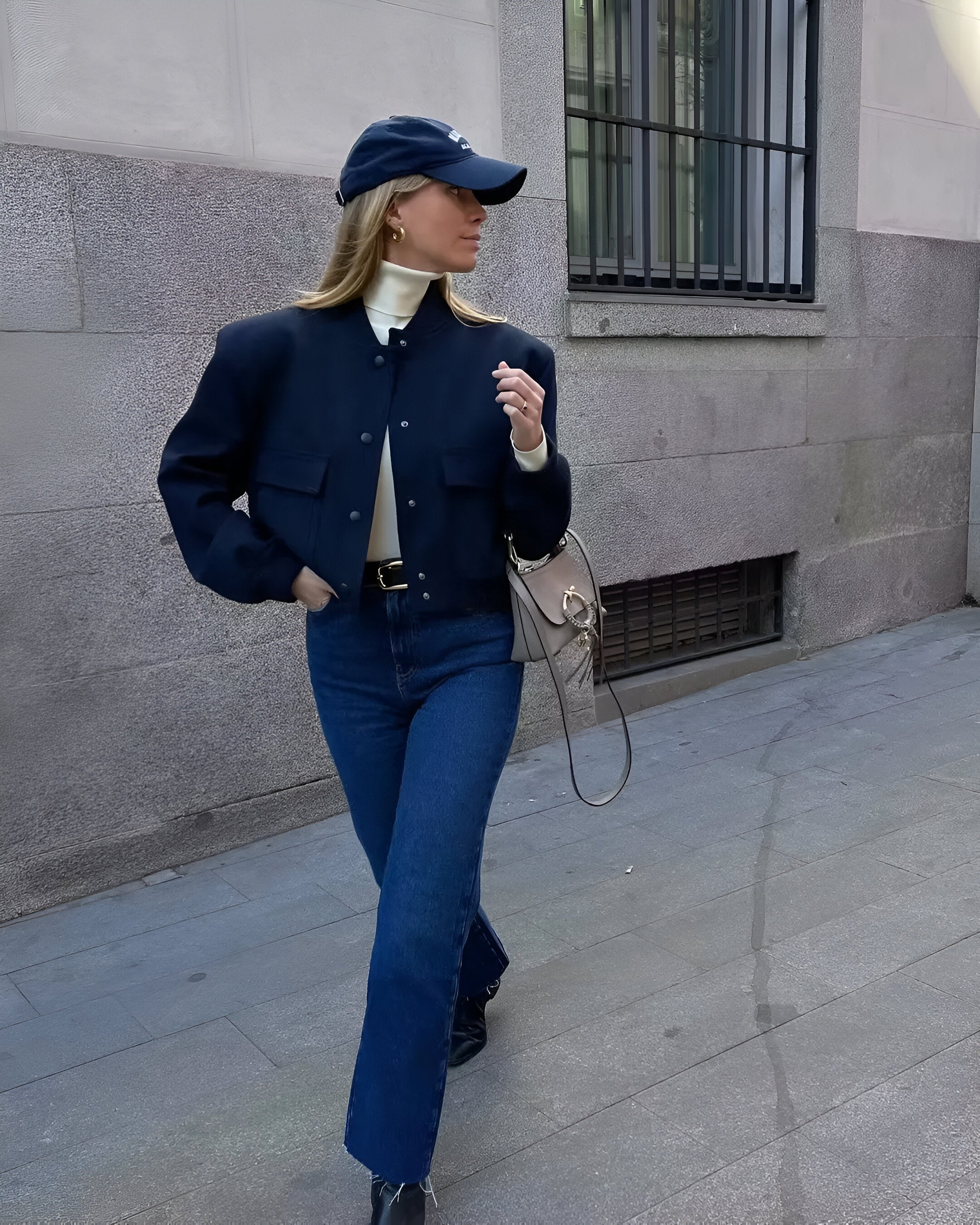 Mia - Bomberjas