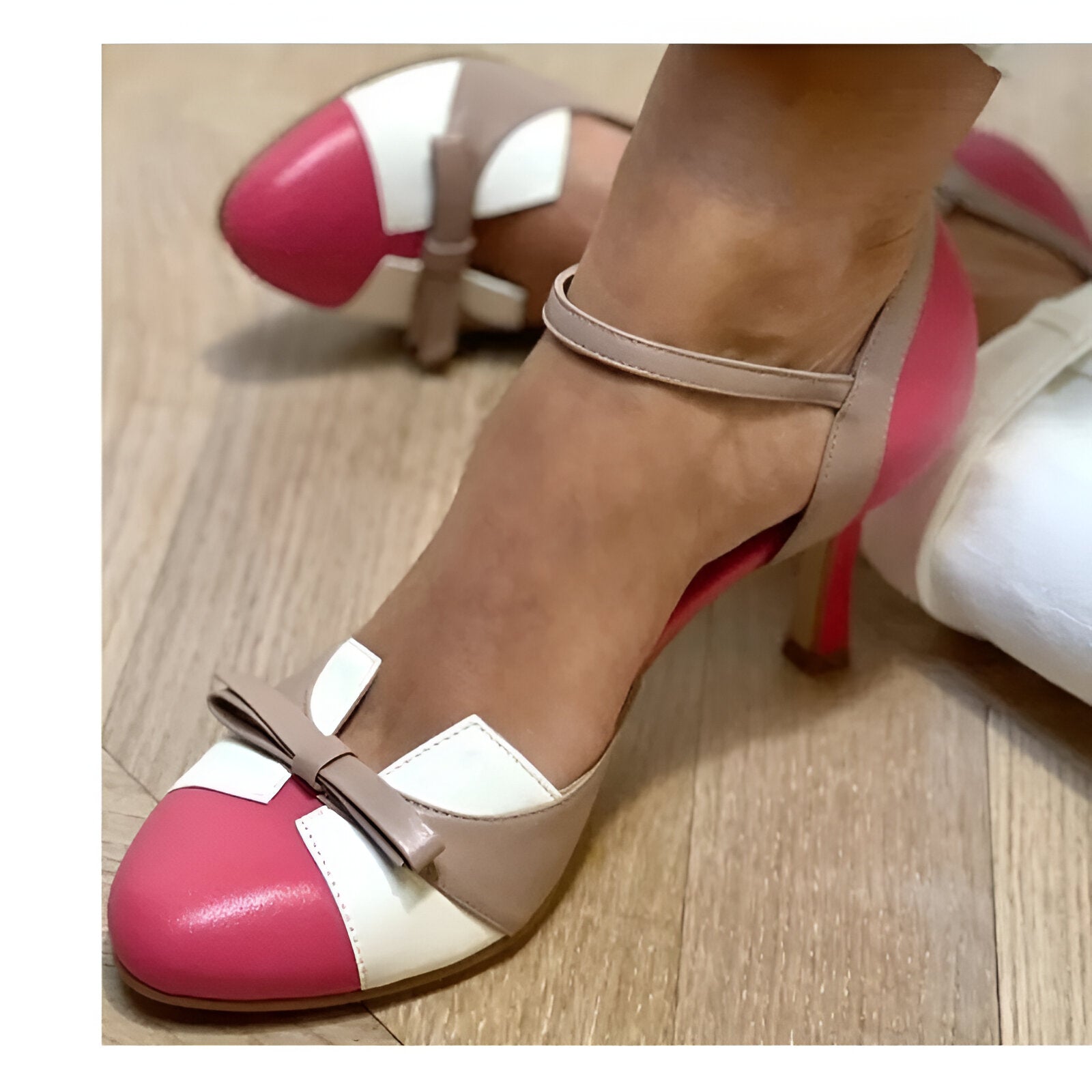 Joelle – Retro Pumps