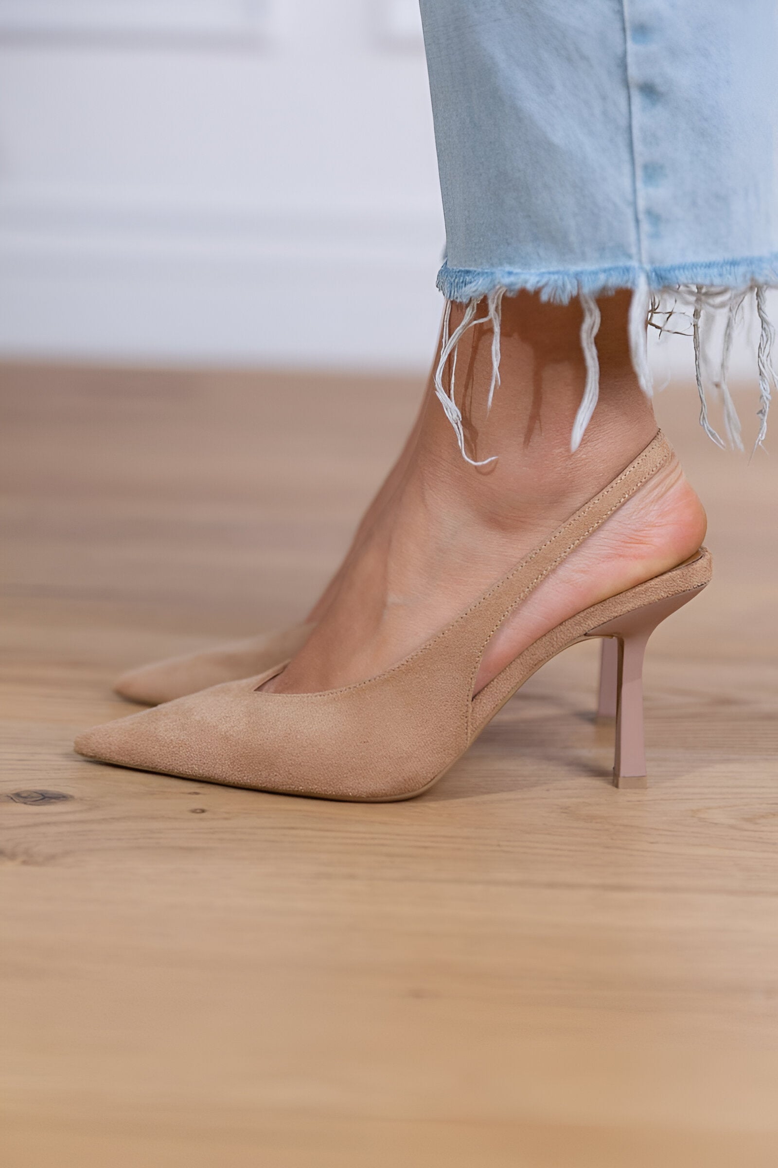 Noémie – Nude Slingback Pumps