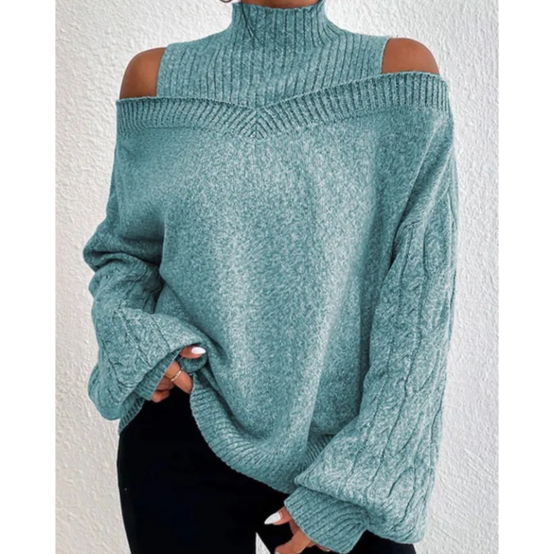 Lila - Tailored Shoulder Turtleneck