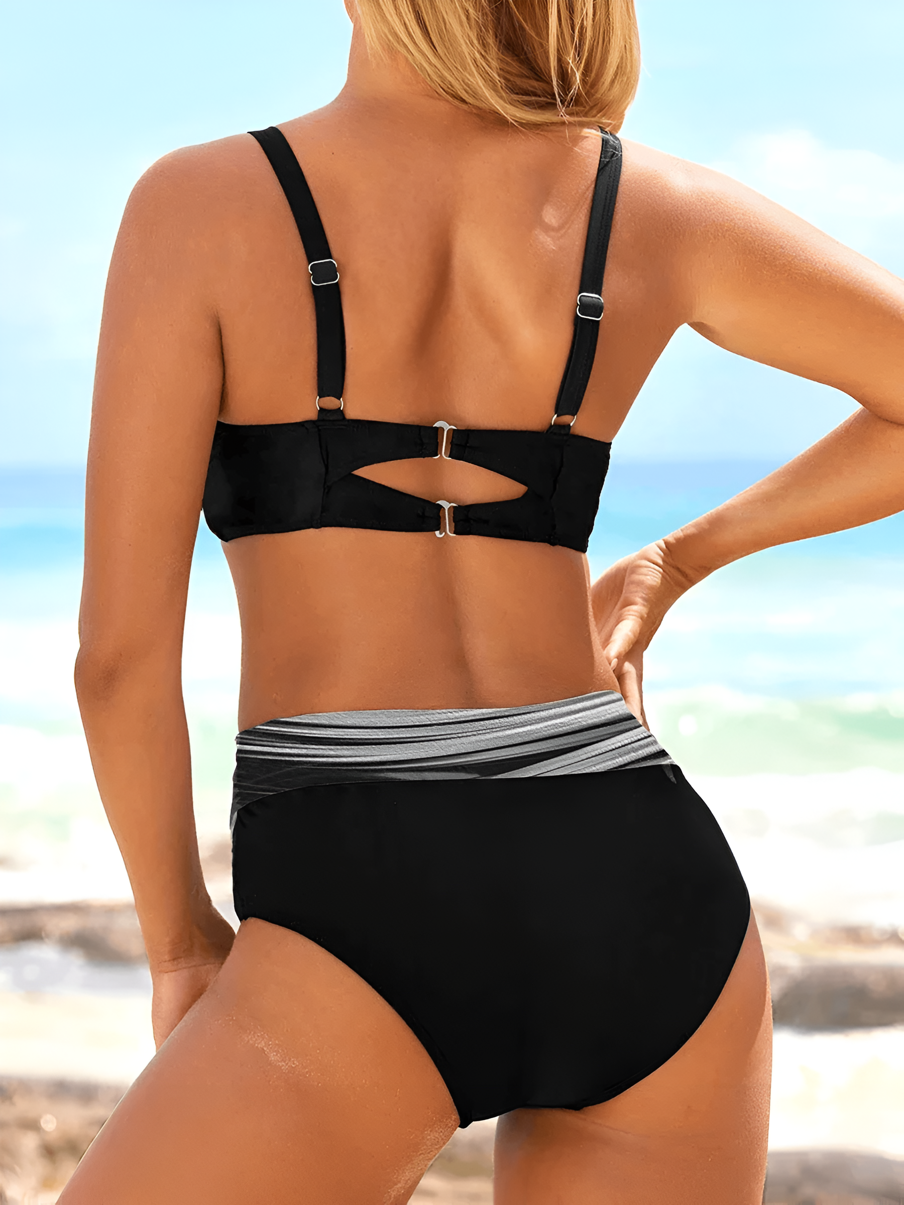 Ewa - Modellerende bikini