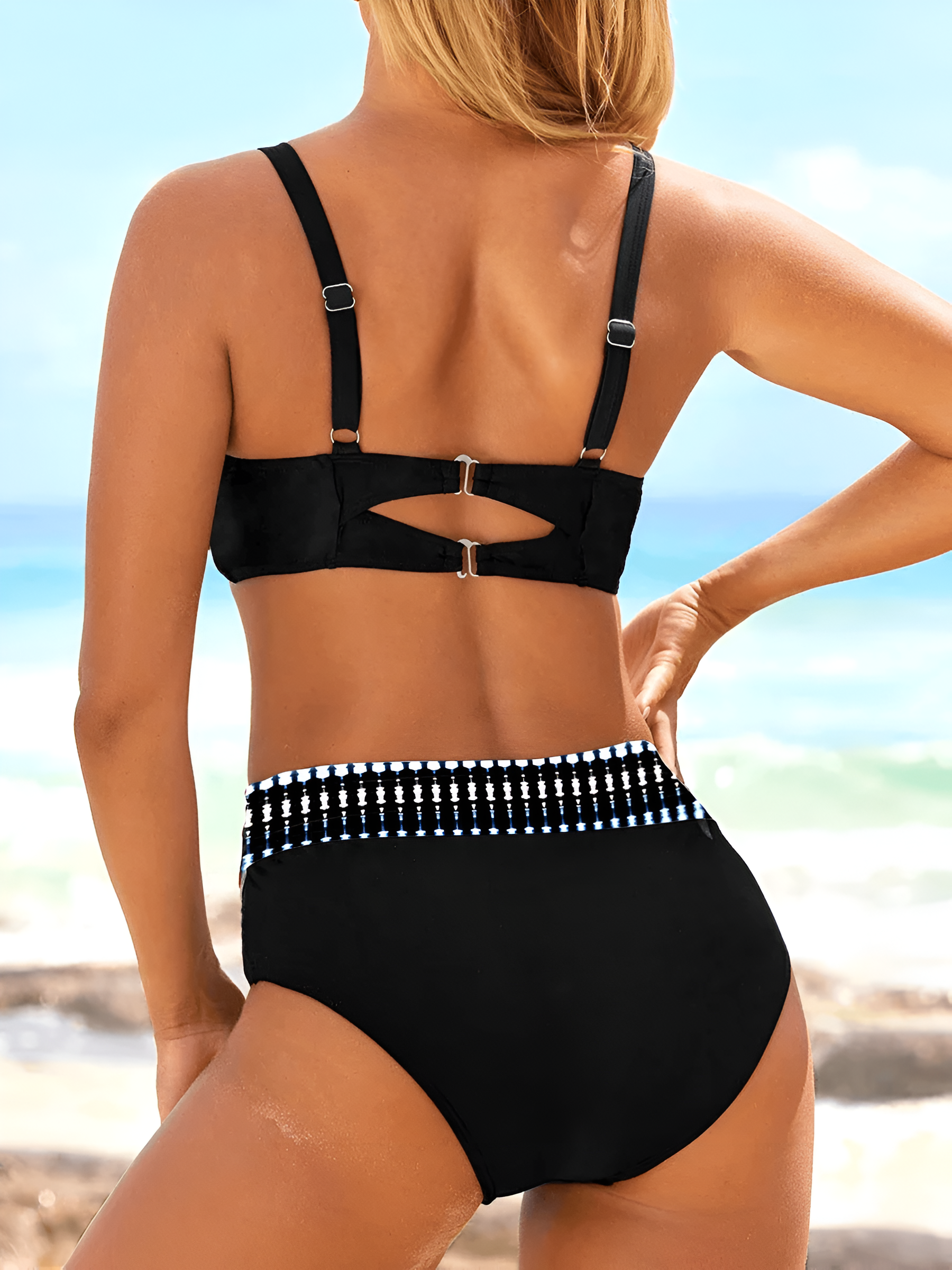 Ewa - Modellerende bikini