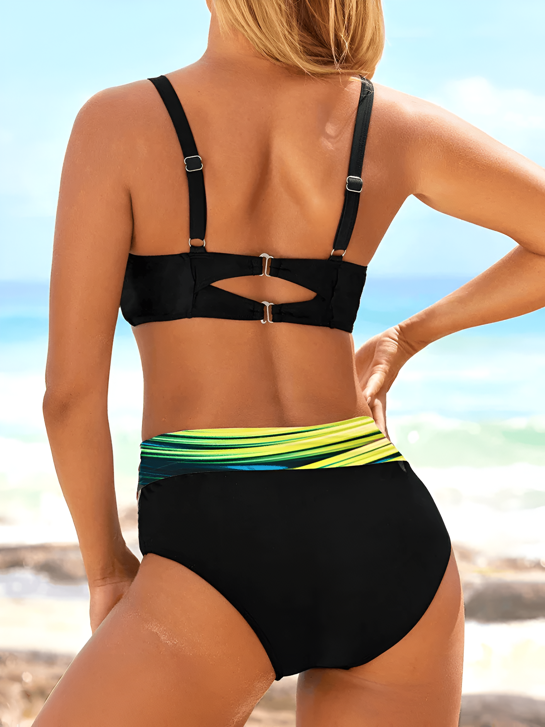 Ewa - Modellerende bikini