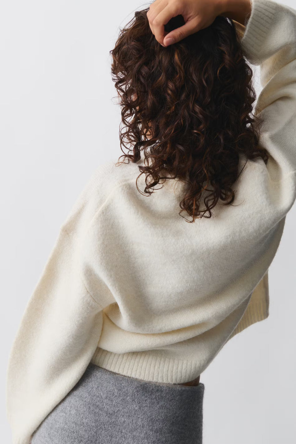 Lila - Cozy Knit Sweater